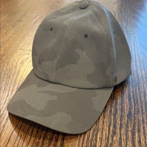 Lululemon Athletic Fast Free Hat Camo O/S
Lightweight Adjustable Run Reflective
